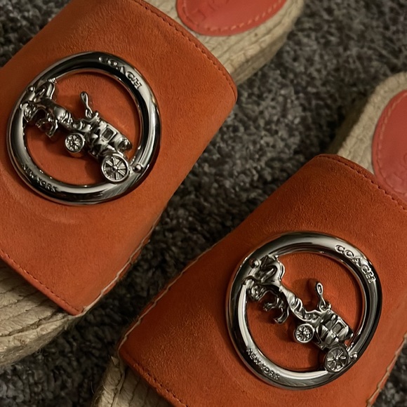 COACH SUEDE SHOES 💕SALE - Picture 3 of 8